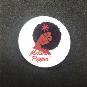 Melanin Poppin Pop Socket ♥️👌🏾